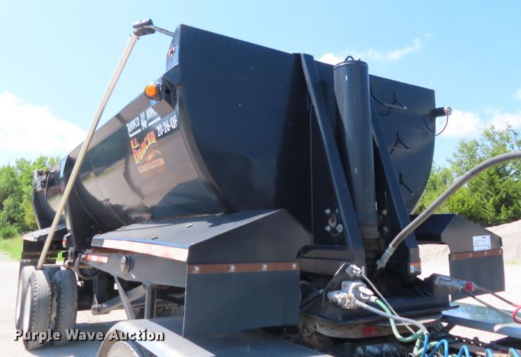 image for item DD6369 2017 Ranco 20-26-QF end dump trailer