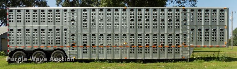image for item DE7755 1997 Wilson PSDCL-302CL livestock trailer