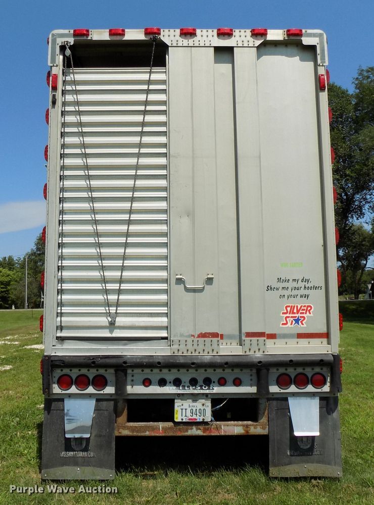image for item DE7755 1997 Wilson PSDCL-302CL livestock trailer
