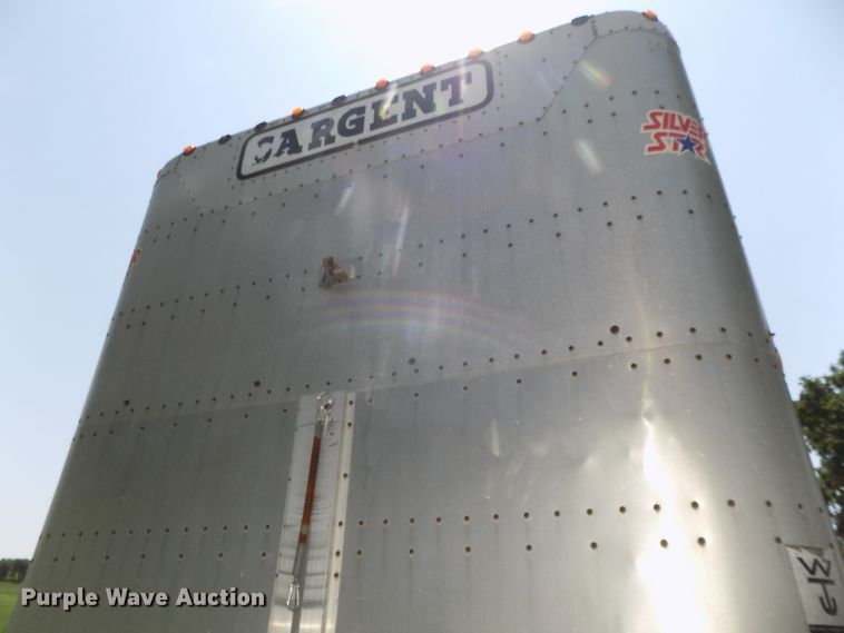 image for item DE7755 1997 Wilson PSDCL-302CL livestock trailer