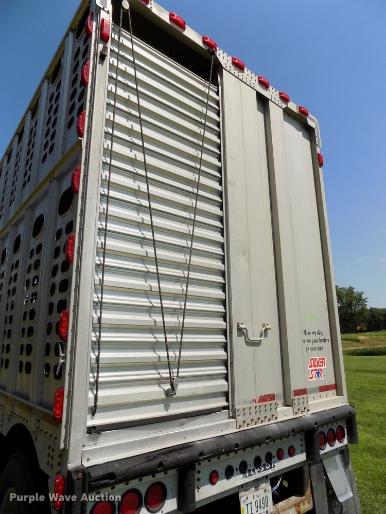 image for item DE7755 1997 Wilson PSDCL-302CL livestock trailer