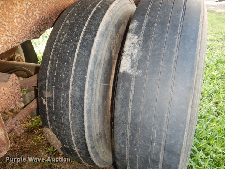 image for item DG4873 1978 Budd NF2S400D53 dry van trailer