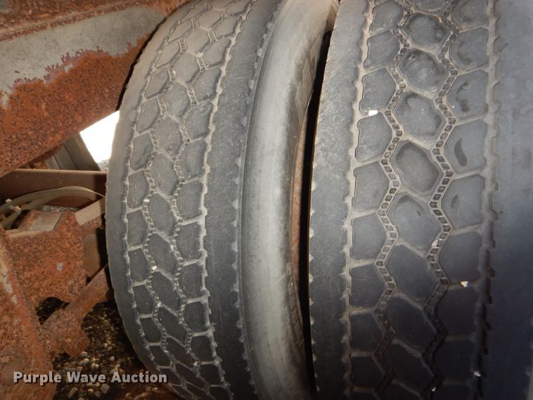 image for item DG4875 1993 Stoughton AVW-535T-S-C dry van trailer