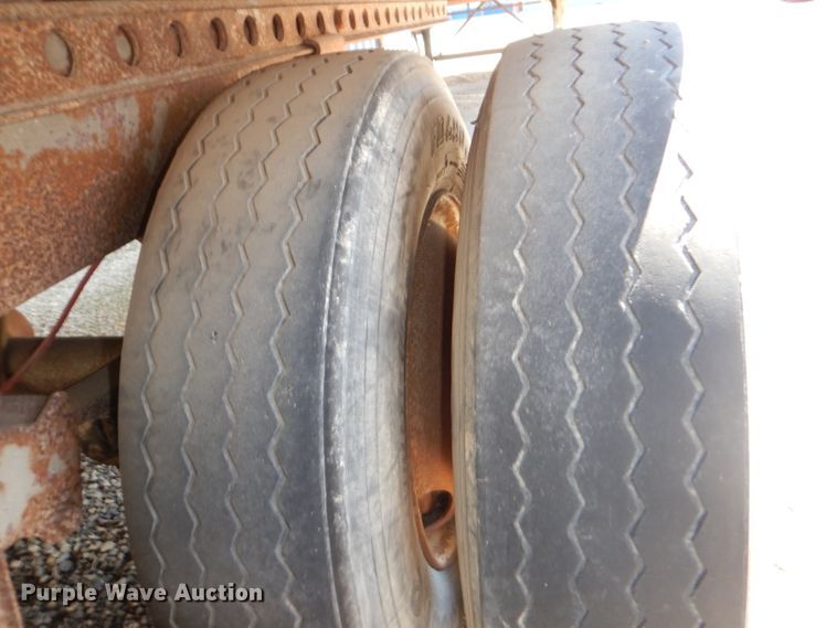 image for item DG4875 1993 Stoughton AVW-535T-S-C dry van trailer