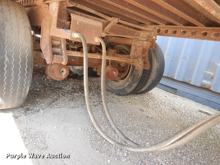 image for item DG4875 1993 Stoughton AVW-535T-S-C dry van trailer