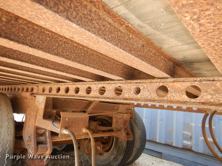 image for item DG4875 1993 Stoughton AVW-535T-S-C dry van trailer