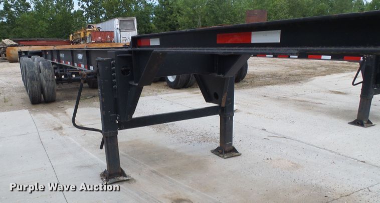 image for item DI0608 2009 Hyundai CGN403-516 flatbed trailer