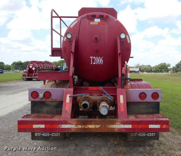 image for item ED9407 2005 Fort Worth tank trailer