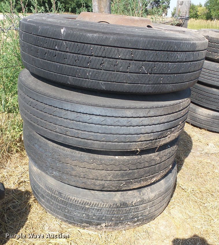 image for item EQ9174 (2) axles