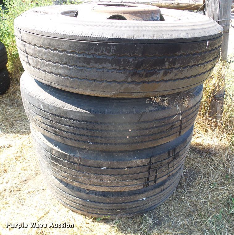 image for item EQ9174 (2) axles