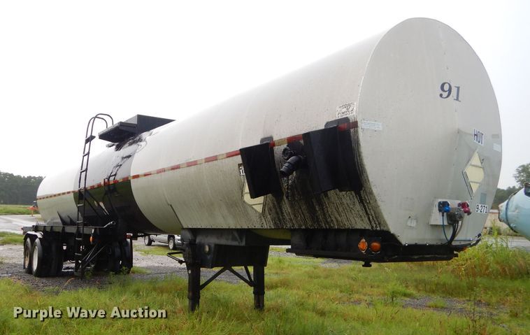image for item FC9824 1998 Acro asphalt trailer