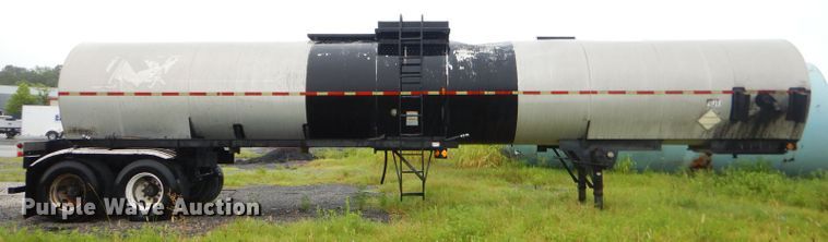 image for item FC9824 1998 Acro asphalt trailer