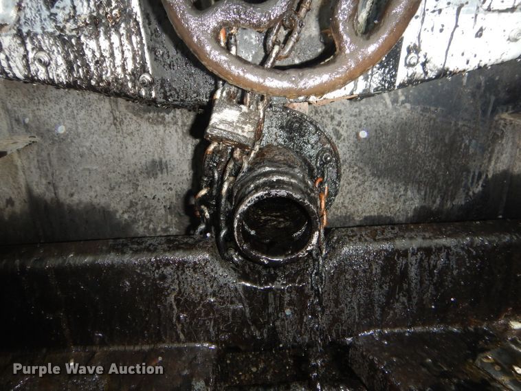 image for item FC9824 1998 Acro asphalt trailer