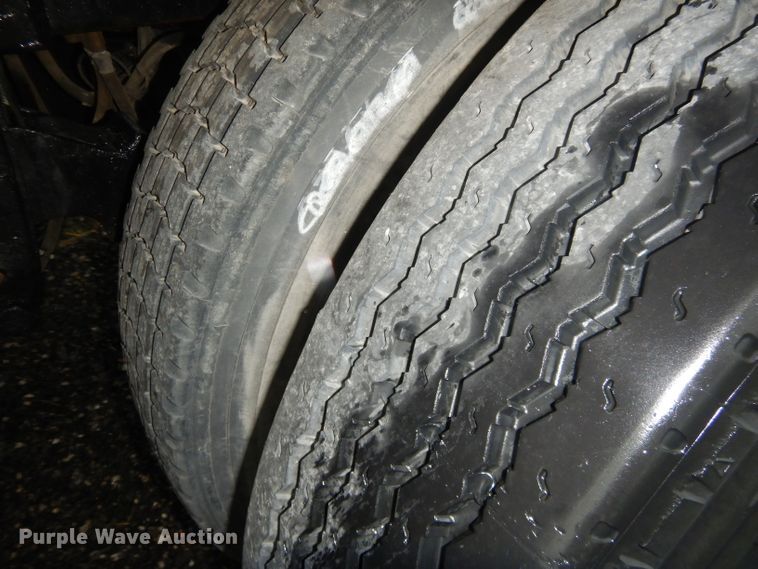 image for item FC9824 1998 Acro asphalt trailer