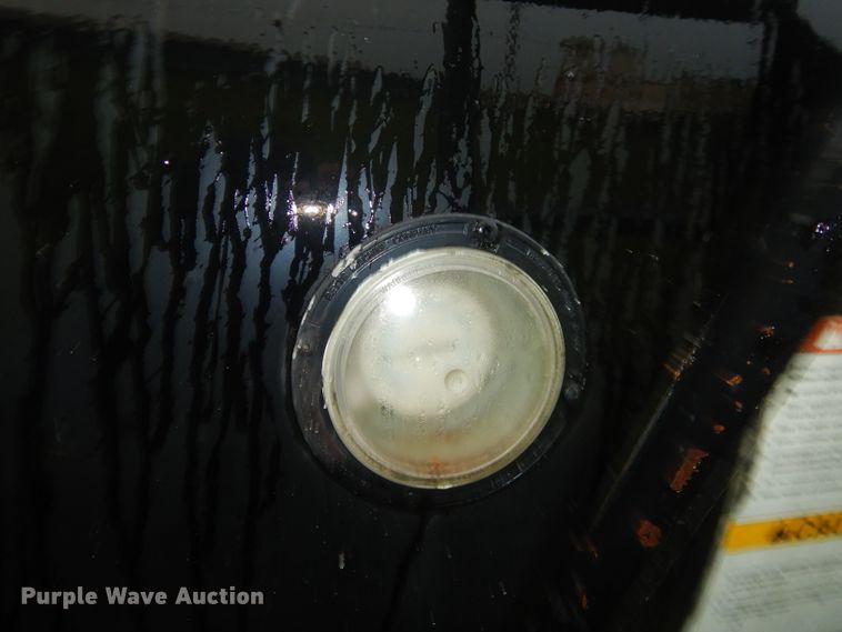 image for item FC9824 1998 Acro asphalt trailer