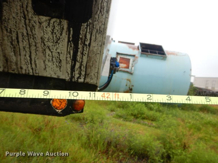 image for item FC9824 1998 Acro asphalt trailer