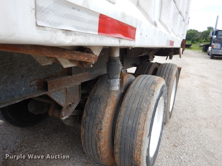 image for item FC9842 1989 Corn end dump trailer