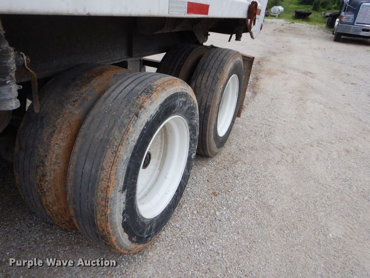 image for item FC9842 1989 Corn end dump trailer