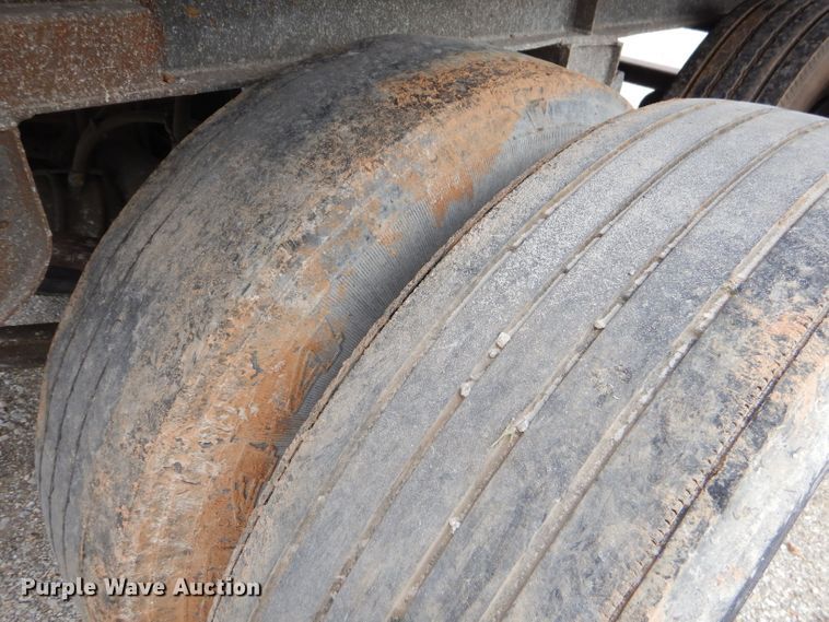 image for item FC9842 1989 Corn end dump trailer