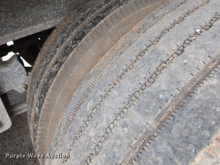 image for item FC9842 1989 Corn end dump trailer