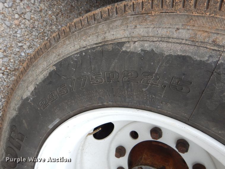 image for item FC9842 1989 Corn end dump trailer