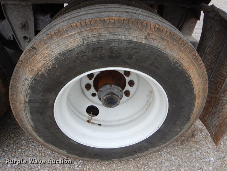 image for item FC9842 1989 Corn end dump trailer