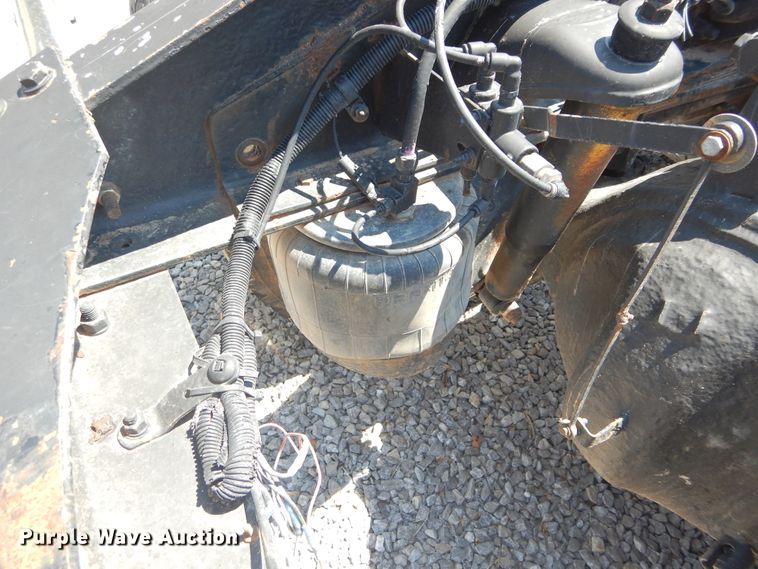 image for item FI9974 2008 Peterbilt 389 semi truck