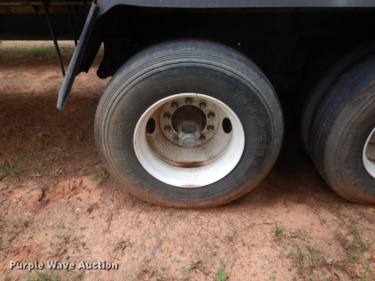 image for item FI9979 2002 shop built end dump trailer