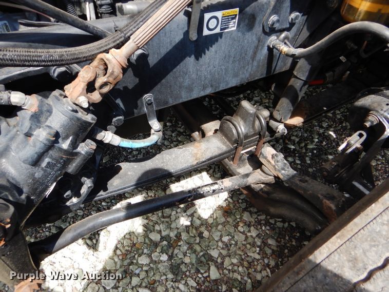 image for item FY9734 2014 Peterbilt 579 semi truck