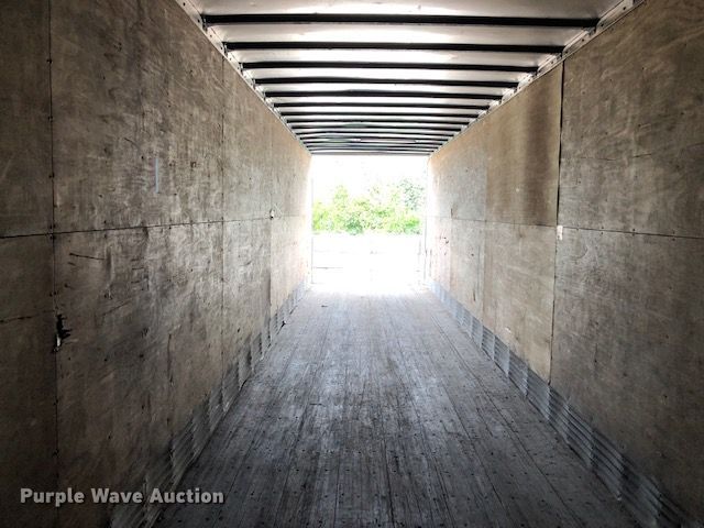 image for item G1879 1994 Stoughton dry van trailer