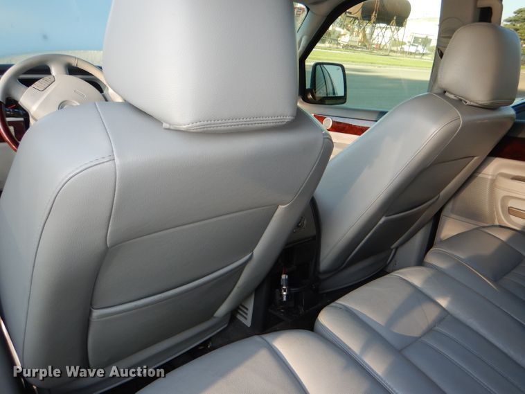 image for item DE4086 2005 Lincoln Aviator SUV
