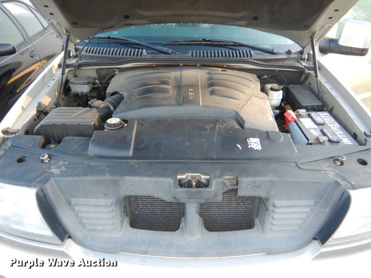 image for item DE4086 2005 Lincoln Aviator SUV