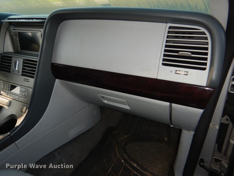 image for item DE4086 2005 Lincoln Aviator SUV