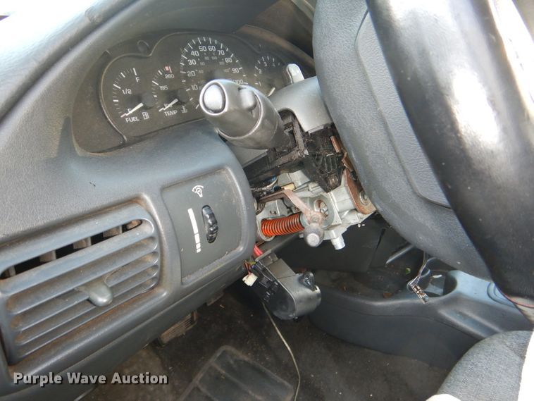 image for item DE4089 2003 Chevrolet Cavalier