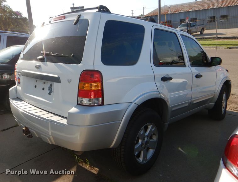 image for item DG4878 2007 Ford Escape XLT SUV