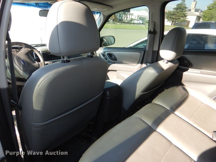 image for item DG4878 2007 Ford Escape XLT SUV