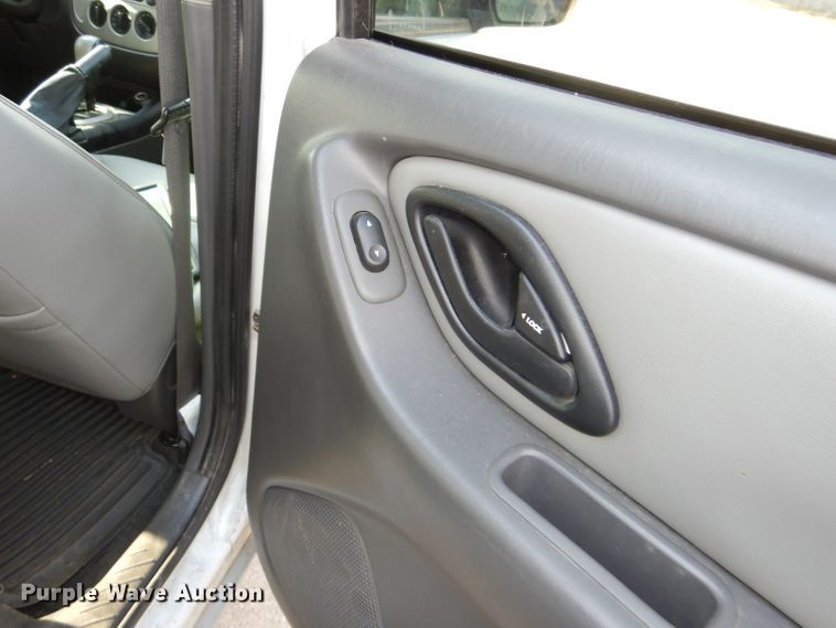 image for item DG4878 2007 Ford Escape XLT SUV