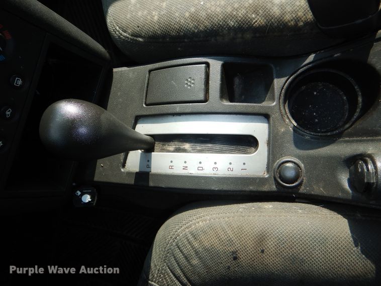 image for item DG4881 2004 Pontiac Grand Prix GT