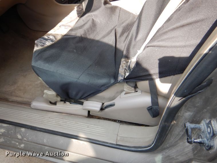 image for item DG4883 2002 Pontiac Bonneville SLE