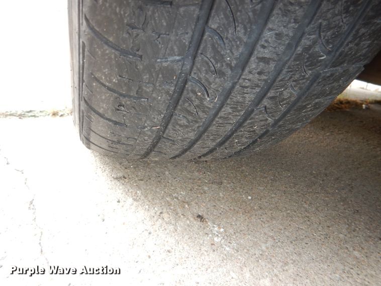 image for item DG4883 2002 Pontiac Bonneville SLE