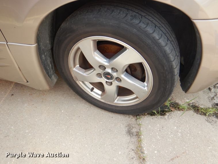 image for item DG4883 2002 Pontiac Bonneville SLE