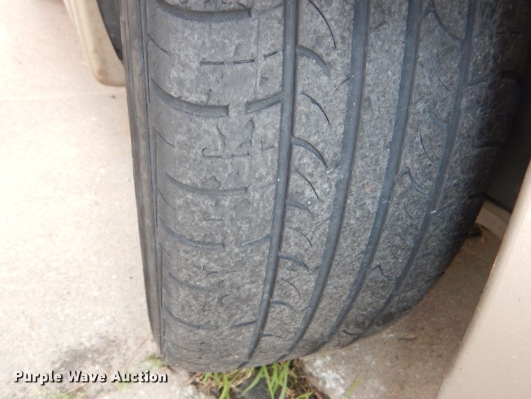 image for item DG4883 2002 Pontiac Bonneville SLE