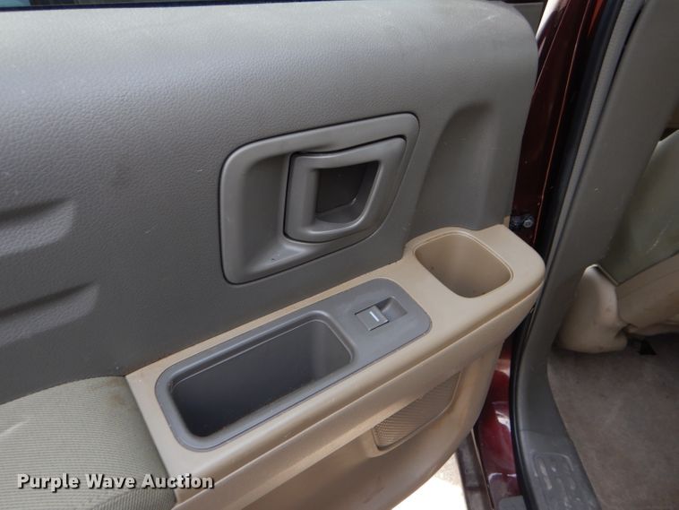 image for item DG4884 2008 Honda Ridgeline Crew Cab pickup truck