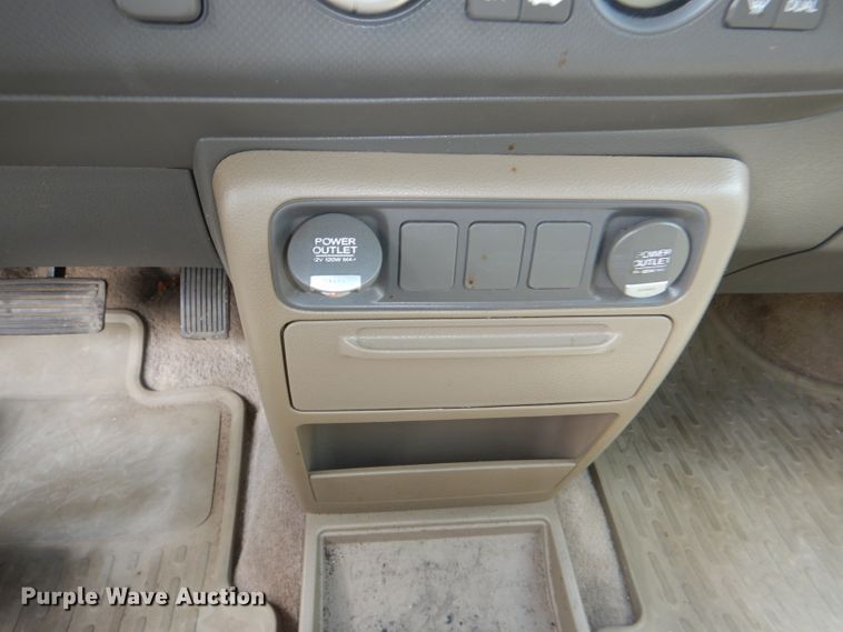 image for item DG4884 2008 Honda Ridgeline Crew Cab pickup truck