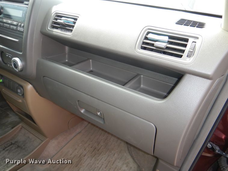 image for item DG4884 2008 Honda Ridgeline Crew Cab pickup truck