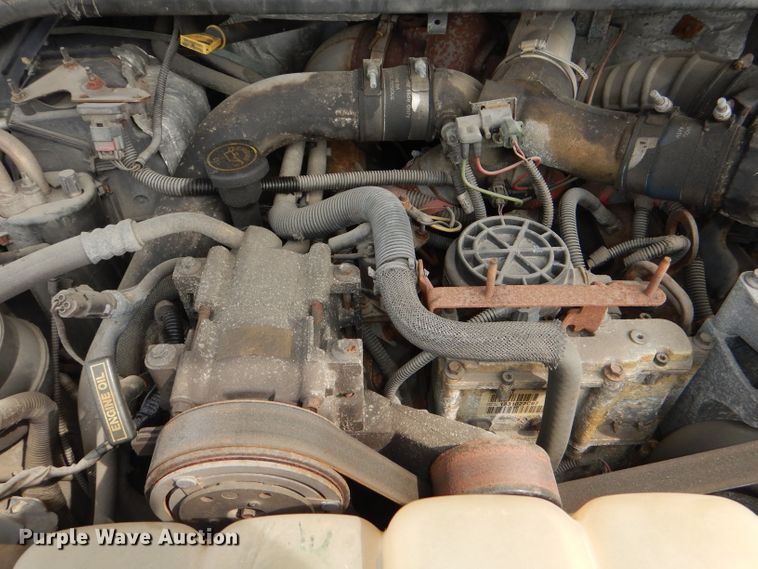 image for item DG4885 2002 Ford F250 Super Duty Crew Cab pickup truck