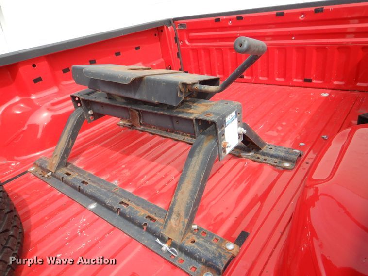 image for item DG4885 2002 Ford F250 Super Duty Crew Cab pickup truck
