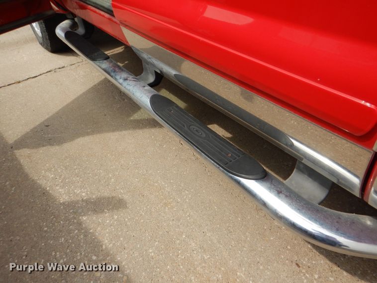 image for item DG4885 2002 Ford F250 Super Duty Crew Cab pickup truck