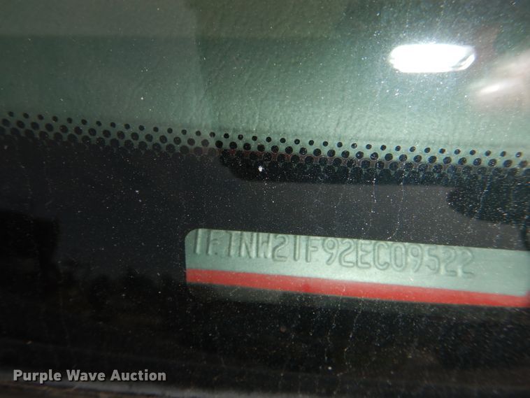 image for item DG4885 2002 Ford F250 Super Duty Crew Cab pickup truck