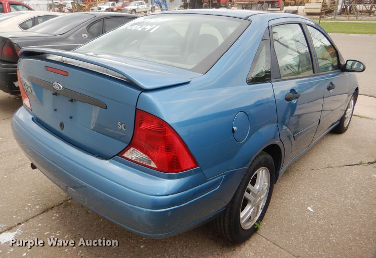 image for item DG4889 2001 Ford Focus SE